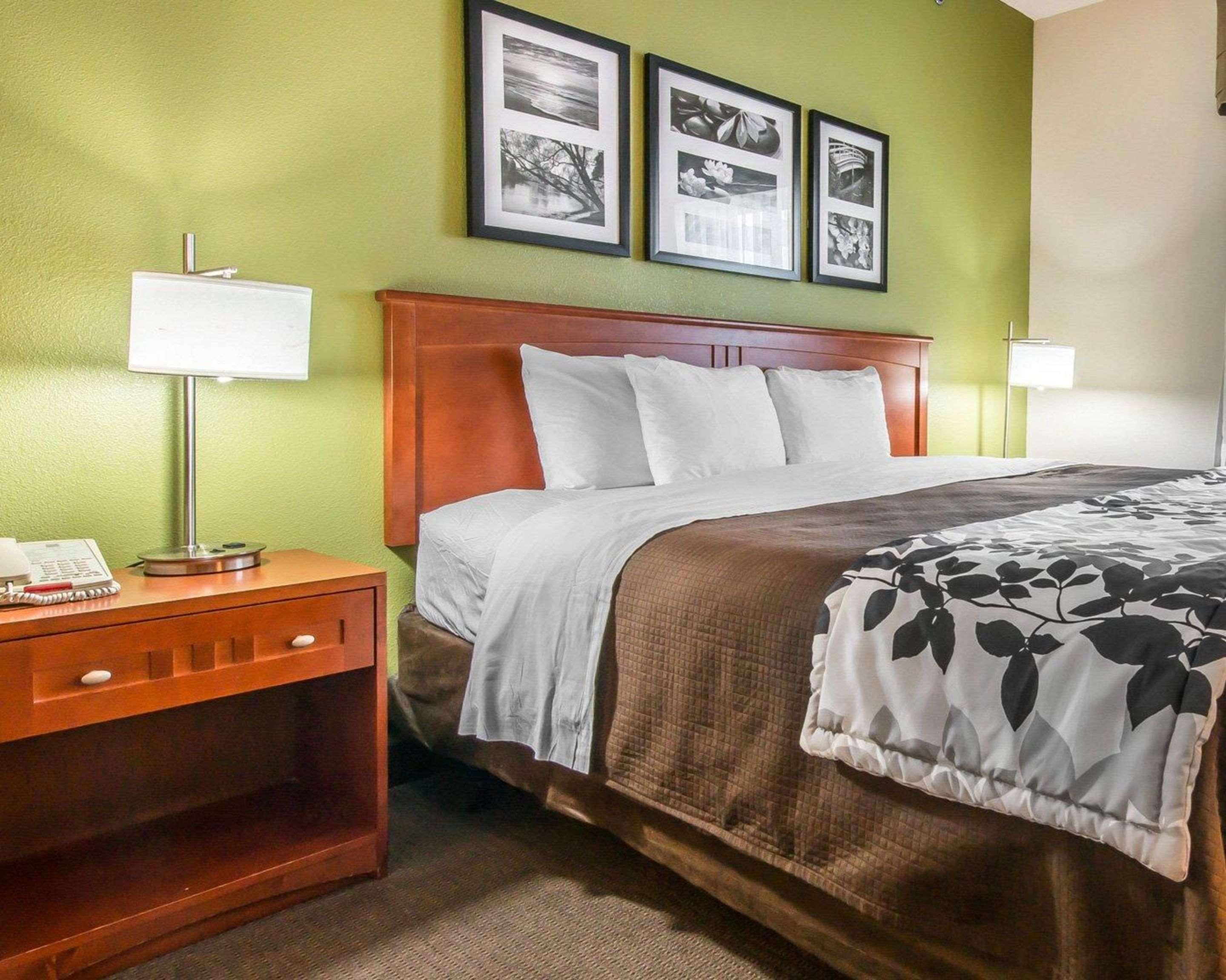 Sleep Inn & Suites Winchester Bagian luar foto