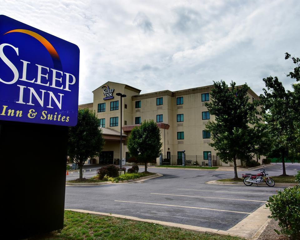 Sleep Inn & Suites Winchester Bagian luar foto