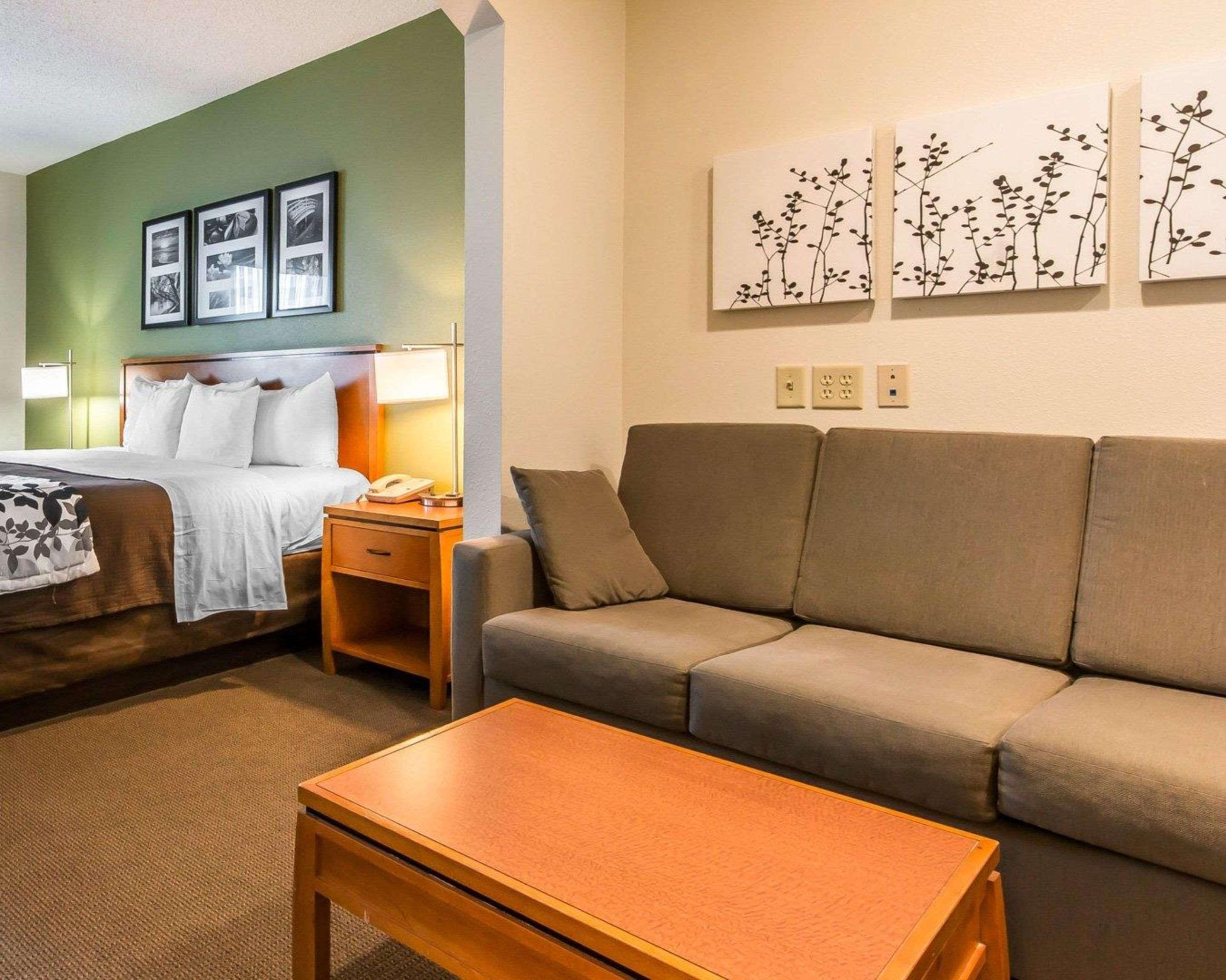 Sleep Inn & Suites Winchester Bagian luar foto