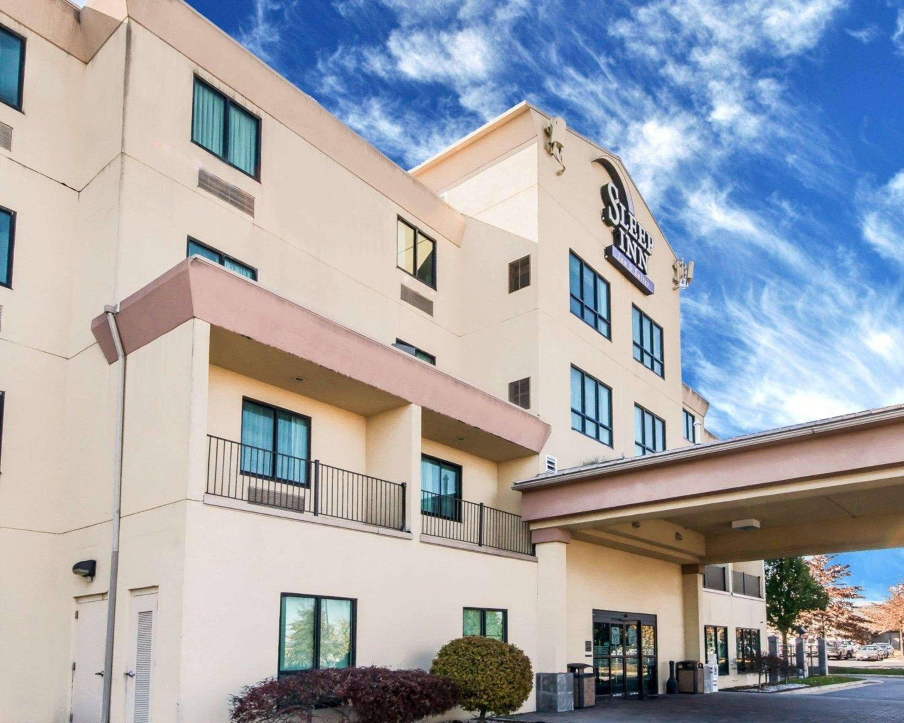 Sleep Inn & Suites Winchester Bagian luar foto