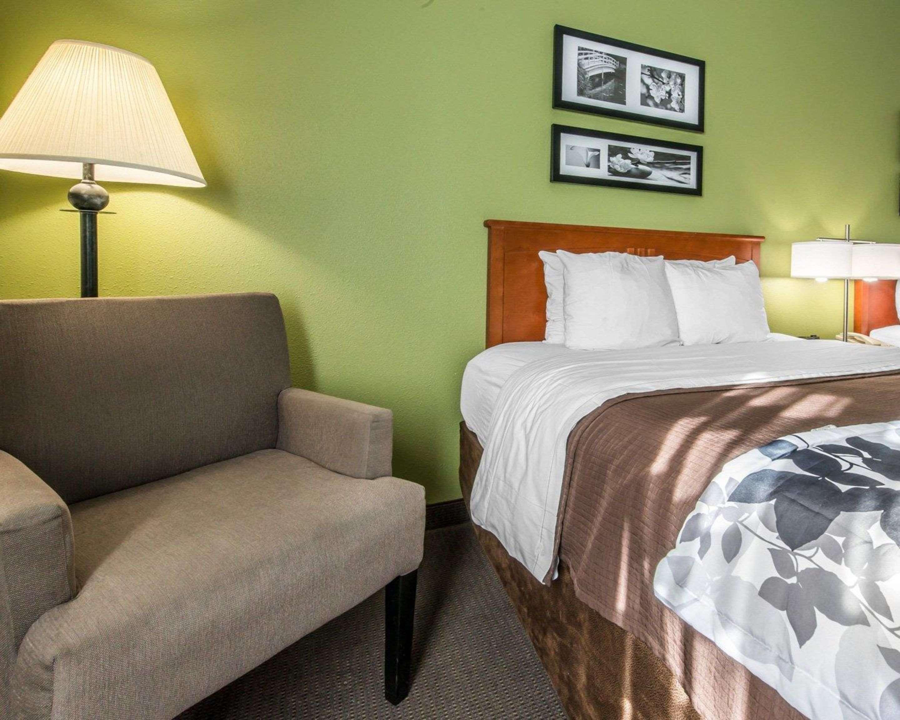 Sleep Inn & Suites Winchester Bagian luar foto