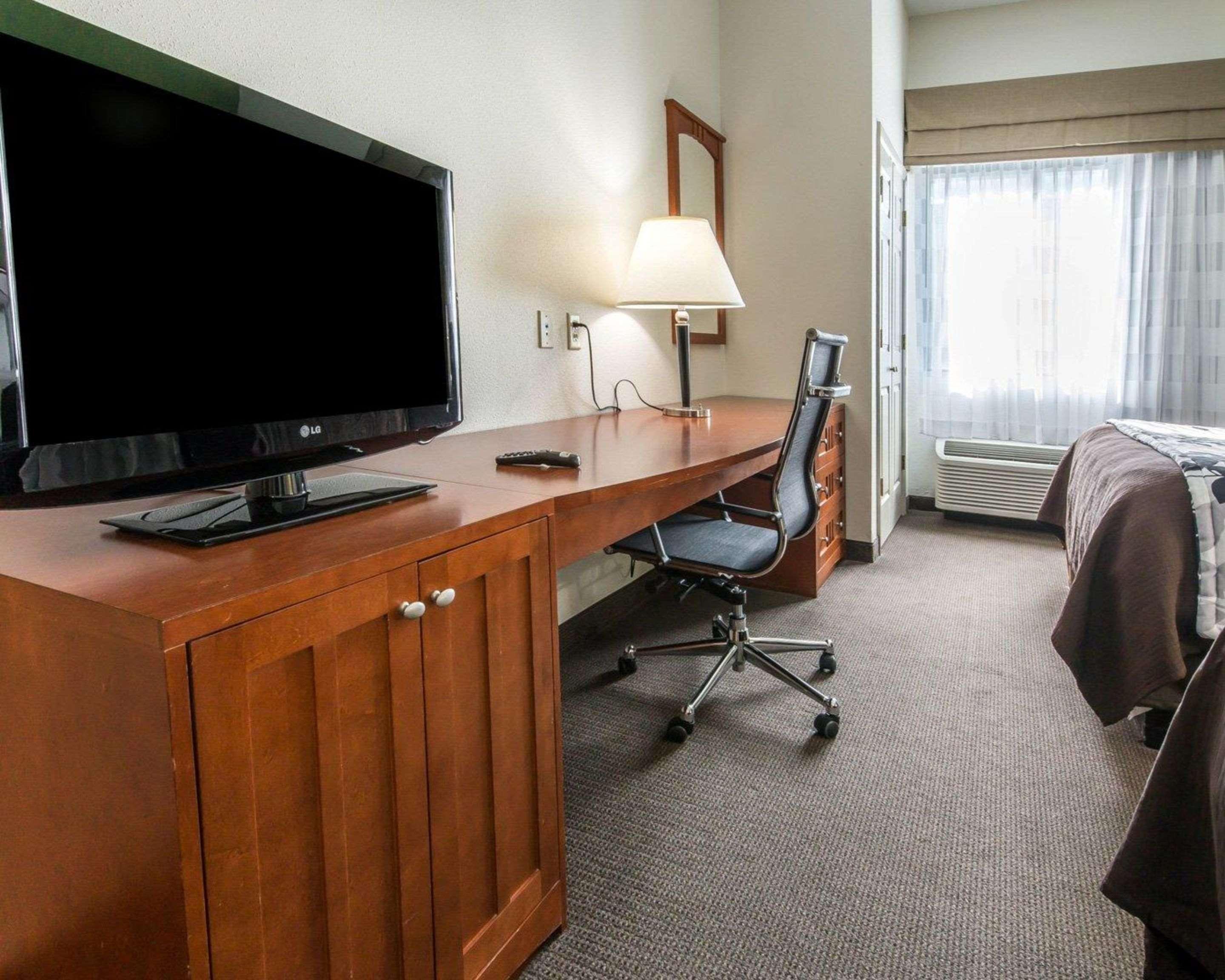 Sleep Inn & Suites Winchester Bagian luar foto